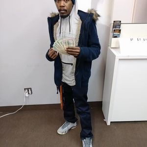 Meet your Posher, Leo